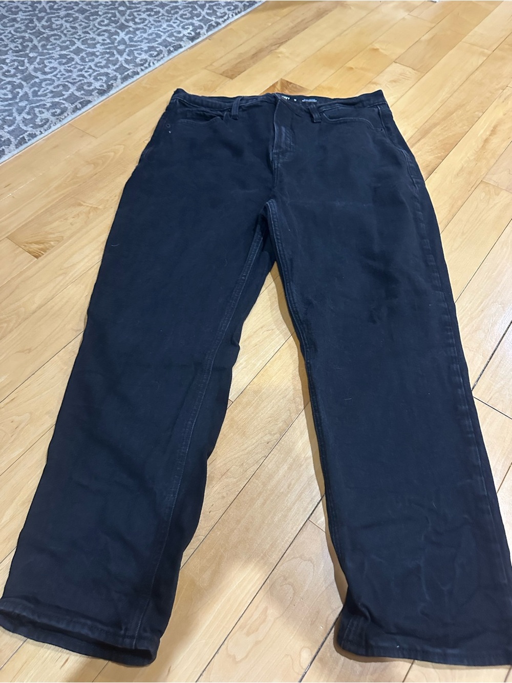 Women’s Old Navy Extra High rise sky hi straight Black Straight-Leg Jeans